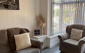 Serene Retreat - Near Bham City Centre & The Jq